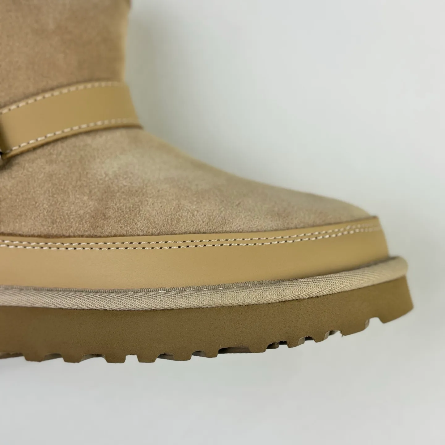 Guangzhou top version ❗ Local 💰560 UGG Classic Novelty cow split leather, warm, simple and versatile, snow boots for women